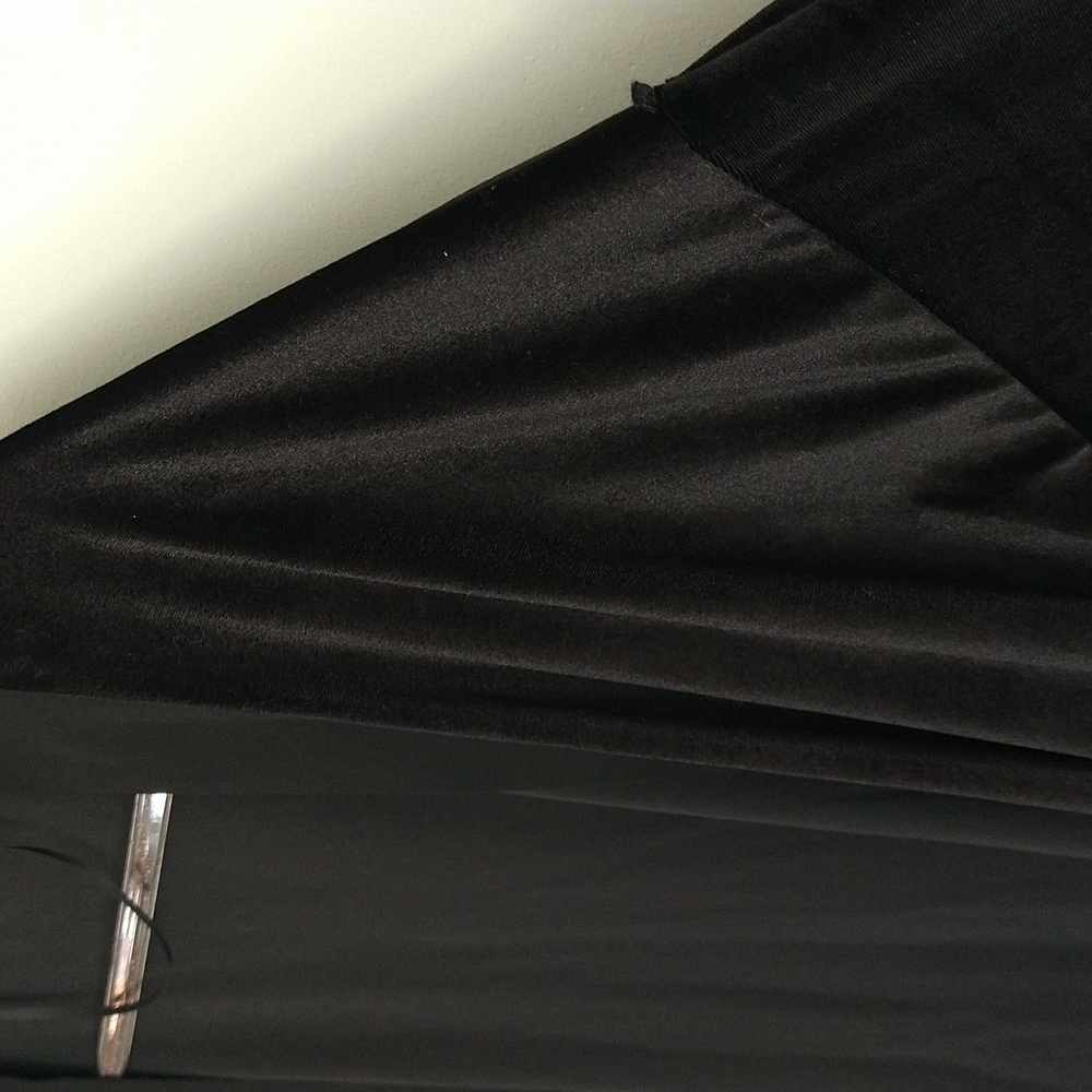 Ann Taylor Black Velvet Kimono - Picture 8 of 16
